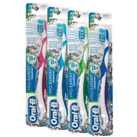 Oral-B Pro Expert CrossAction fogkefe (8 év felett) 